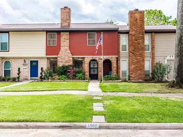 1568 Silverpines Rd, Houston, TX 77062