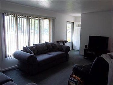 2nd image of 14554 Fayette Blvd