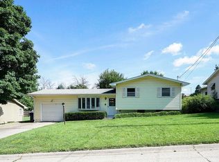 14 Virginia Hills Rd, Council Bluffs, IA 51503