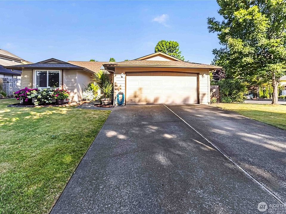 1st image of 2443 Hickory Avenue