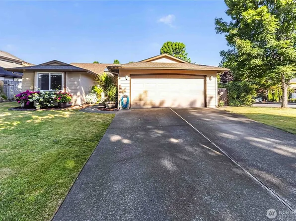 2443 Hickory Avenue, Longview, WA 98632