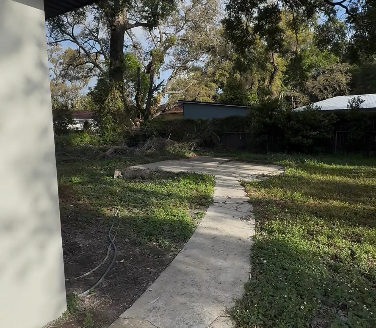 3 bed, 1034 sqft, $2,000 — Photo 4
