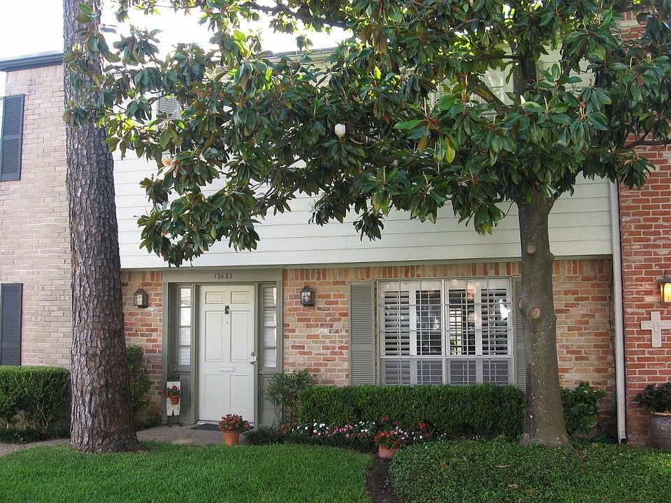 Front of townhouse