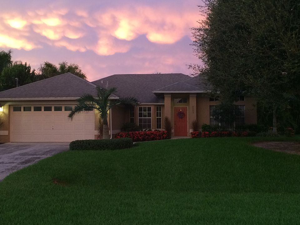 1st image of 2509 SW 36th Ln
