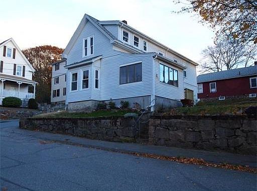 3rd image of 17 Madison Ave