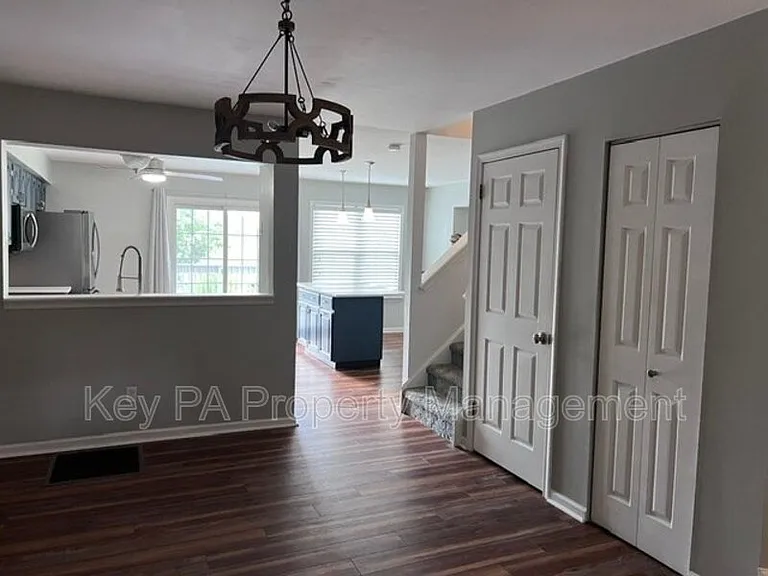 803 Bradford Ter — Photo 18