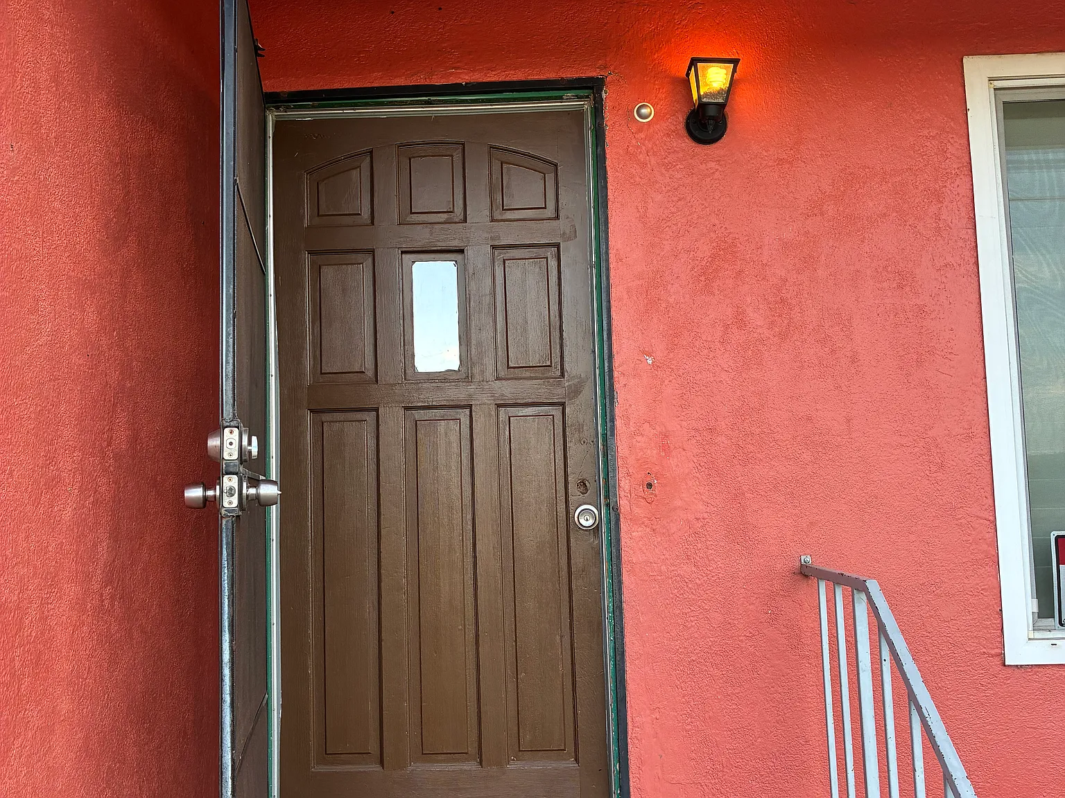 3 bed, 1588 sqft, $2,100 — Photo 3