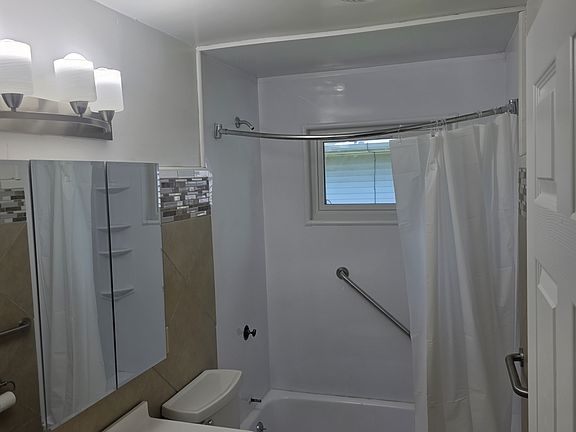 5th image of 1446 Edgecombe Ave
