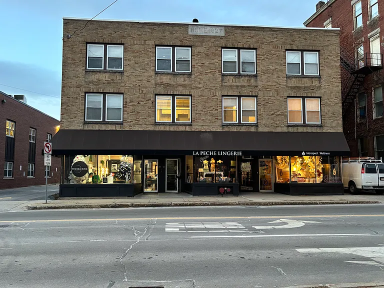 19-25 West St #301 — Photo 10