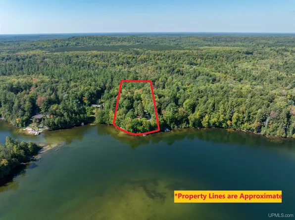 6224 Northrough Rd, Wetmore, MI 49895