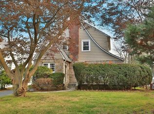 174 Lyons Rd, Scarsdale, NY 10583