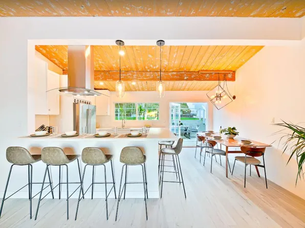 134 Daphne St, Encinitas, CA 92024