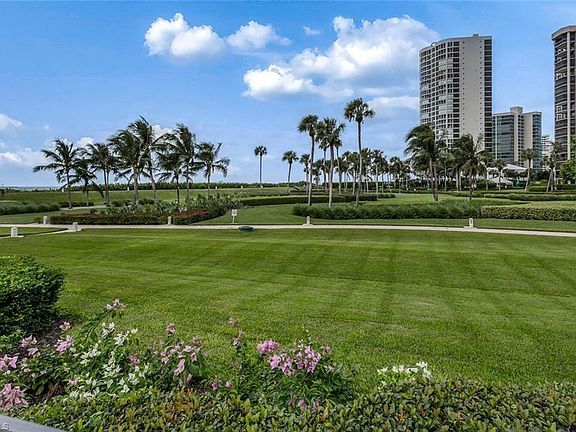 4th image of 4401 Gulf Shore Blvd N #D-407