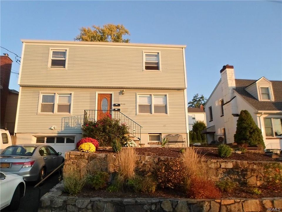1st image of 366 Columbus Ave