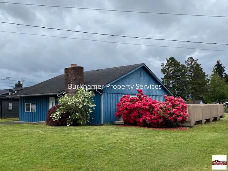 1315 W Young St — Photo 3