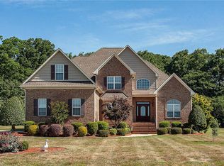 2693 Brooke Meadows Dr, Browns Summit, NC 27214