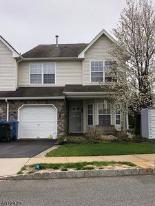 61 Hawthorne Dr, Tinton Falls, NJ, 07753