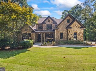 1071 Riverhill Dr, Bishop, GA 30621