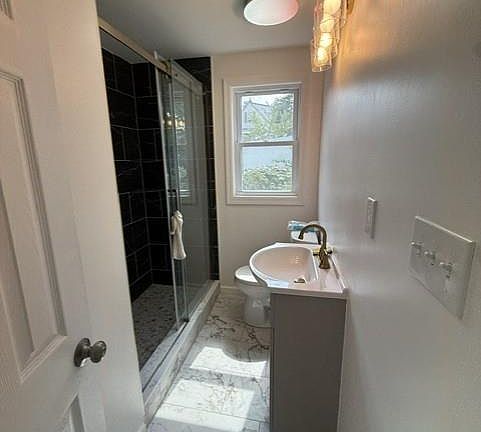 3rd image of 716 Hommann Ave