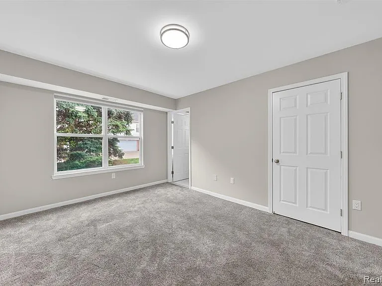 44393 Sunnyside Dr — Photo 21