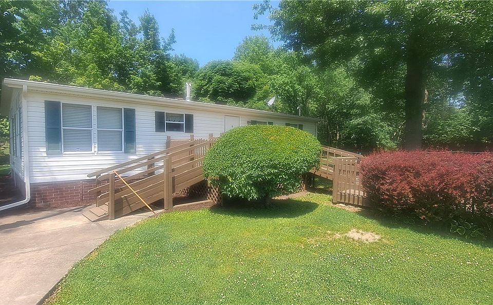 2764 S Mahoning Ave, Alliance, OH 44601 Zillow