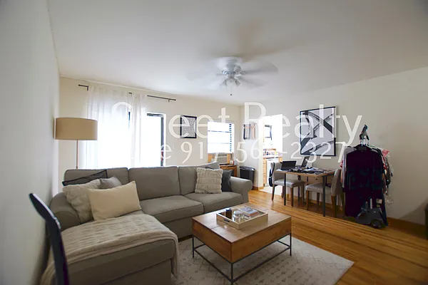 Rented by Street Realty Brokerage LLC | media 3