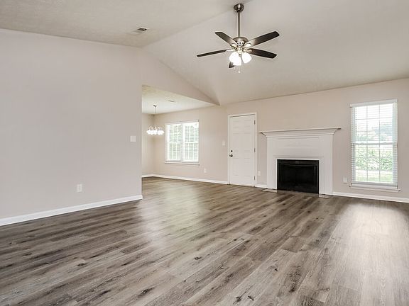 5th image of 306 Ashley Manor Way