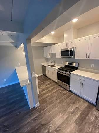 1st image of 751 Layne Ct #6