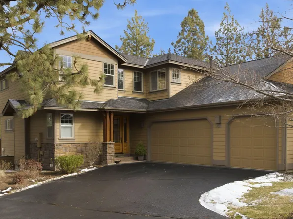 2526 NW Locke Ct, Bend, OR 97703