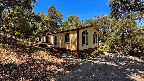 327 S Topanga Canyon Blvd #R Photo 1