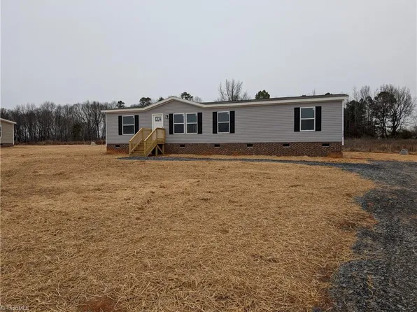 3386 Weeden St, Staley, NC 27355