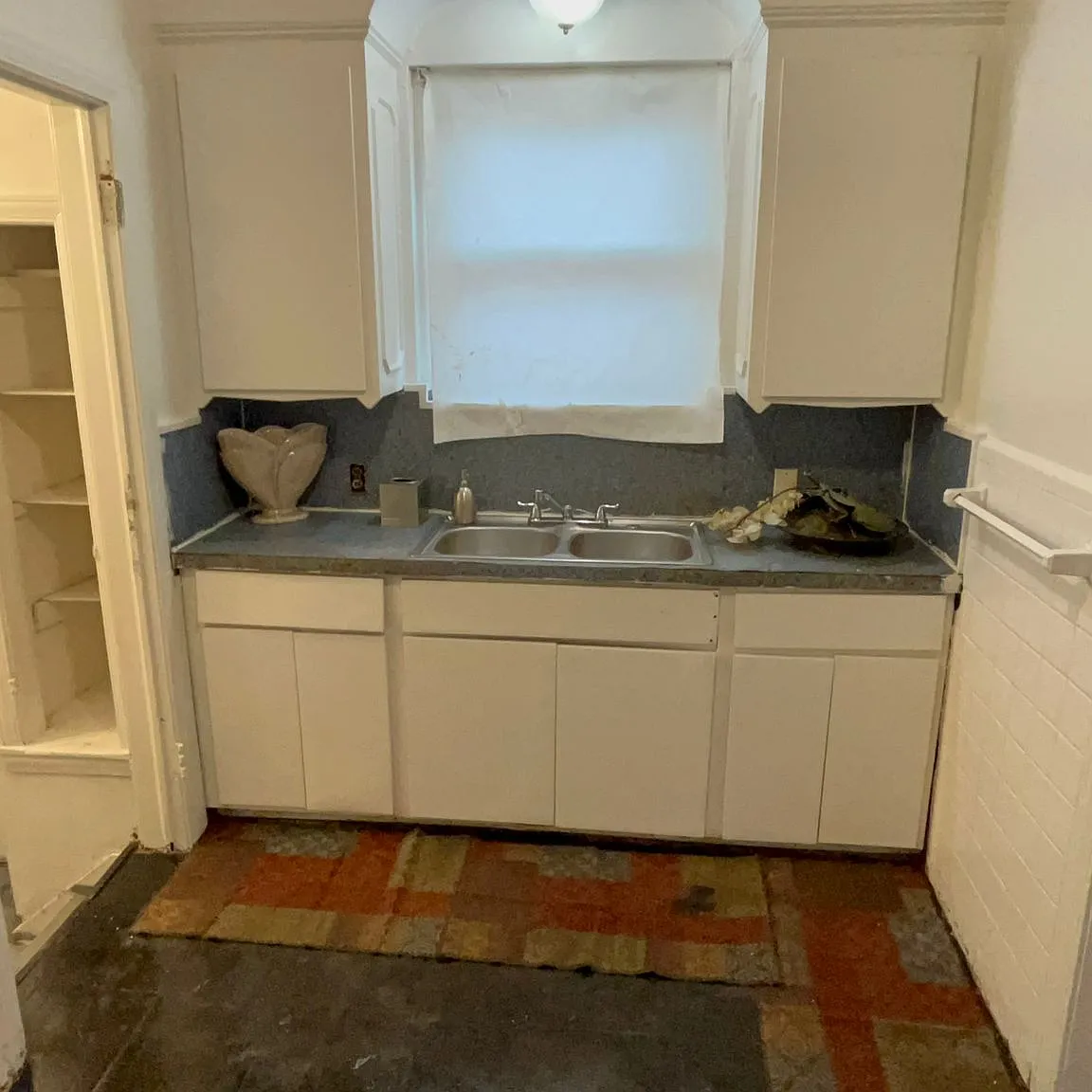 2 bed, 965 sqft, $1,200 — Photo 2