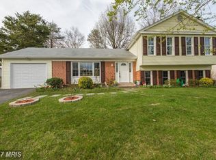 7916 Lake Pleasant Dr, Springfield, VA 22153