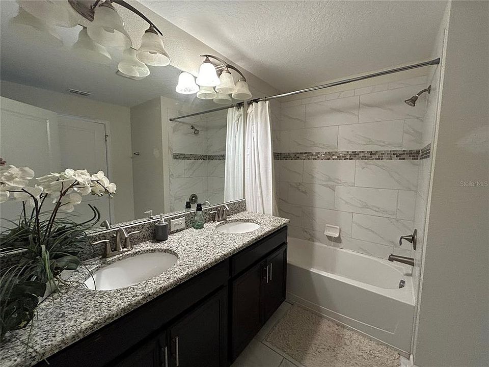 1st image of 1573 Moon Valley Dr #1573