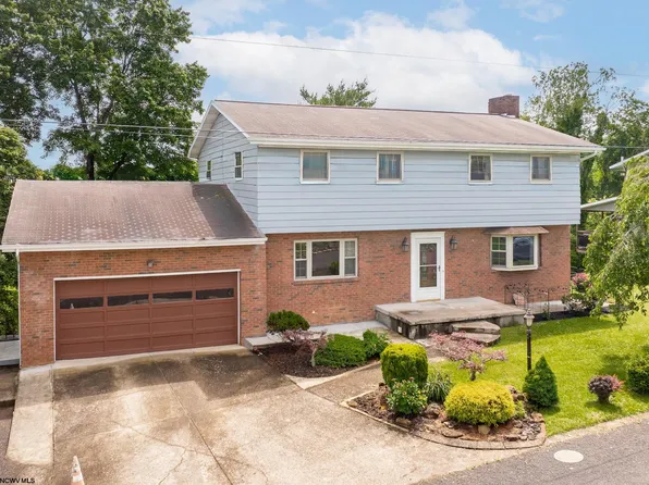107 Oakview Dr, Morgantown, WV 26505