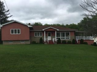 955 959th Rte, Smithton, PA