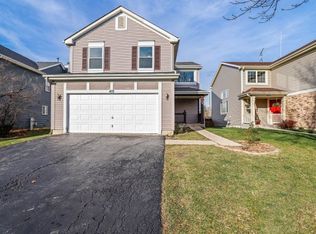475 Attenborough Way, Grayslake, IL 60030