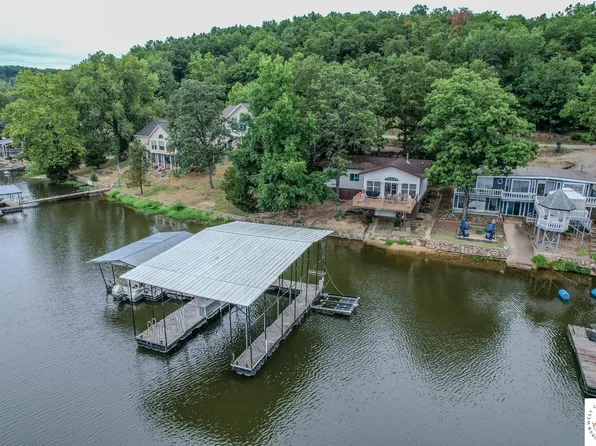578 Woodland Dr, Climax Springs, MO 65324