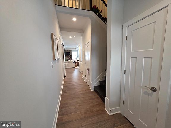 4th image of 500 Halma Ct