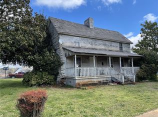 10 Square St, Pelzer, SC 29669