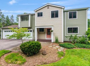 1439 E Hill Rd, Williston, VT 05495