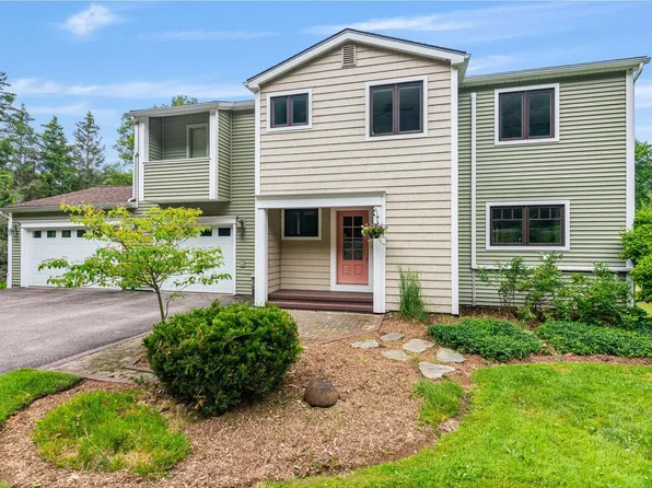 1439 East Hill Road, Williston, VT 05495