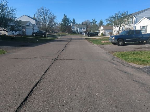 4th image of 1921 Stockmeyer Blvd #20