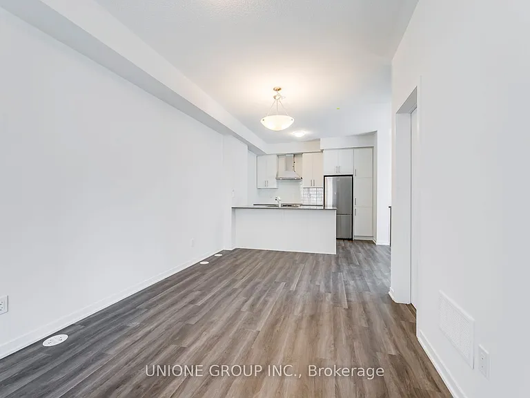 260 12th St #19 — Photo 6