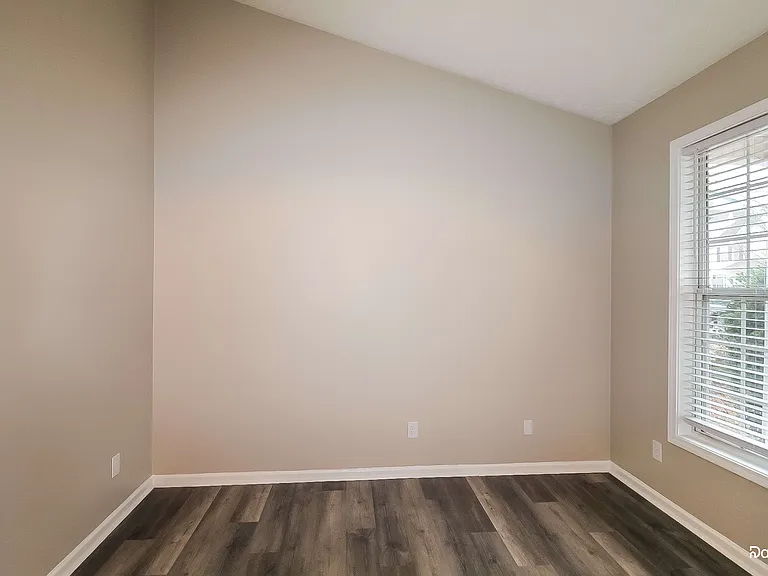 400 Clairidge Ln SW — Photo 12