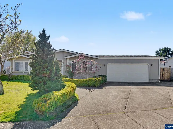 3452 Lake Vanessa Cir NW, Salem, OR 97304
