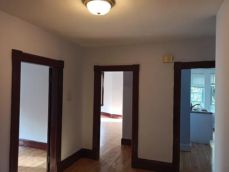 39 May St #2 — Photo 9