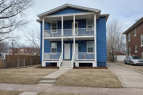 2419 State St Photo 1