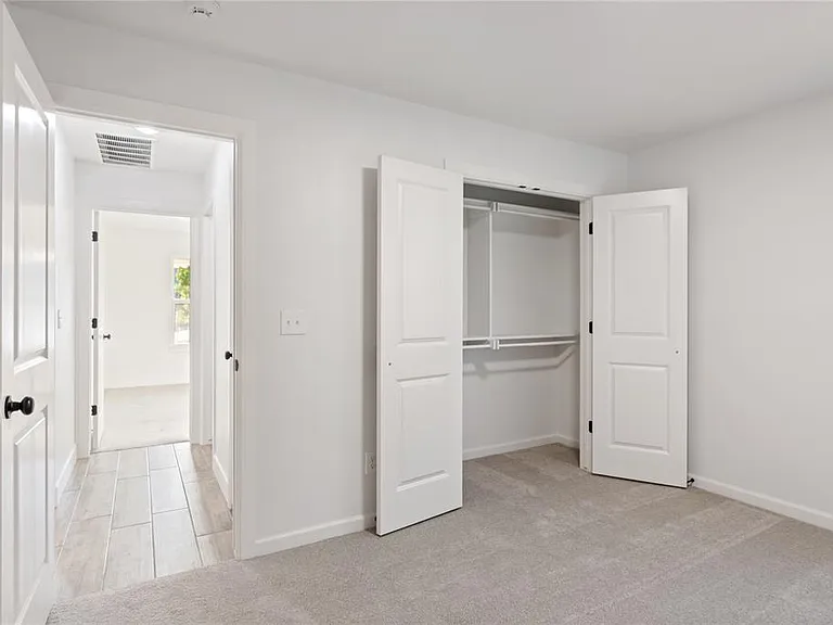 5008 Misty Wood Ln — Photo 28