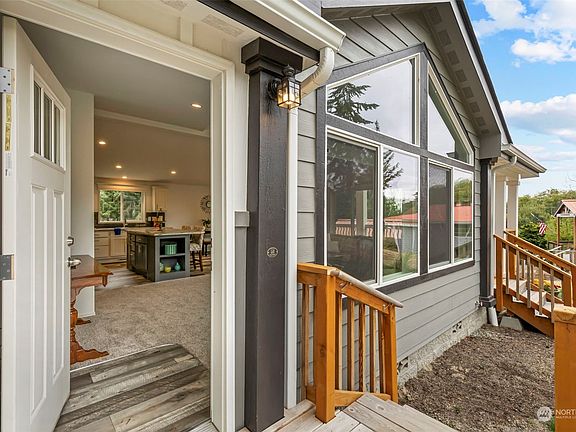 5th image of 6733 NE Whidbey Drive